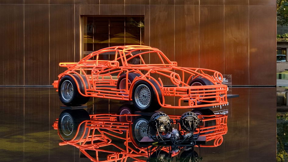 Porsche 934 sculpture - front